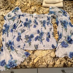 VENUS Blue and White Floral Smocked Blouse